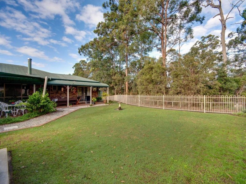 7 Kinross Place, Ferny Grove QLD 4055