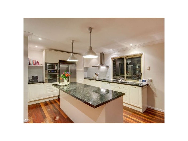 75 Linkwood Drive, Ferny Hills QLD 4055