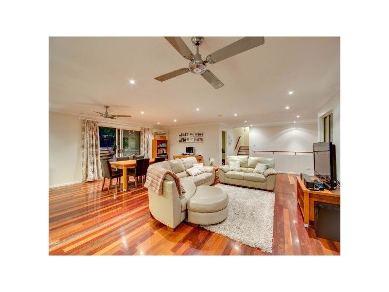 75 Linkwood Drive, Ferny Hills QLD 4055