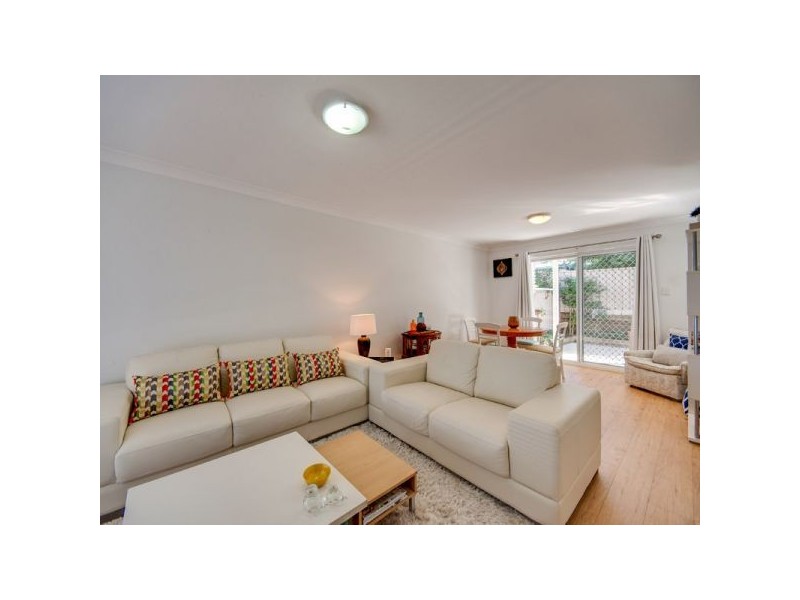 4/14 Butcher Avenue, Lawnton QLD 4501