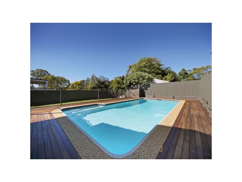 37 Lebanon Street, Brighton QLD 4017