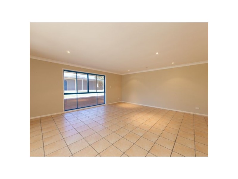 32 Dunbar Road, Burpengary QLD 4505