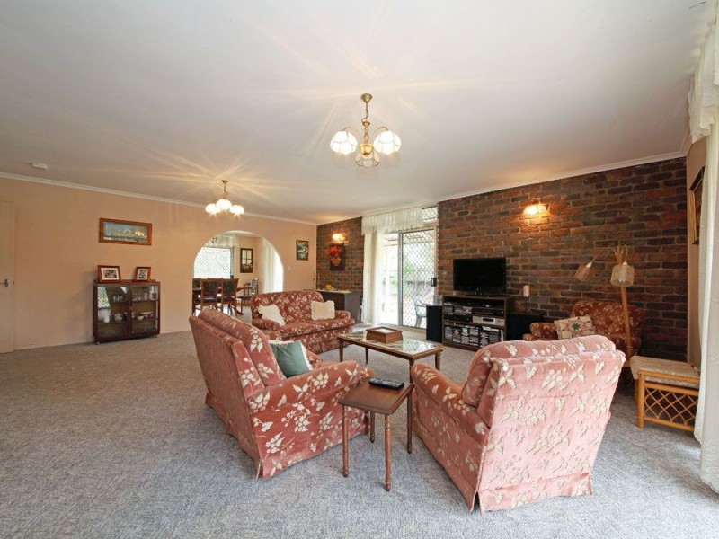 10 Long Court, Morayfield QLD 4506