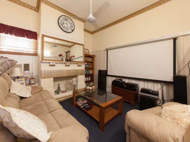 7 Folkestone, Bowen Hills QLD 4006