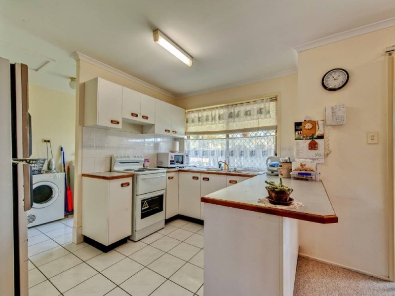 1&2/38 Cambridge Street, Silkstone QLD 4304