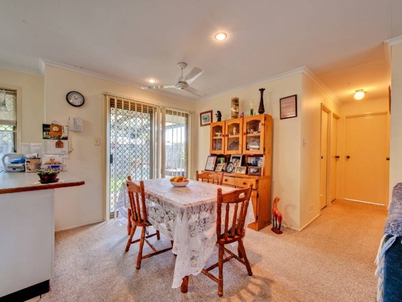 1&2/38 Cambridge Street, Silkstone QLD 4304