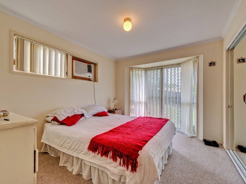 1&2/38 Cambridge Street, Silkstone QLD 4304