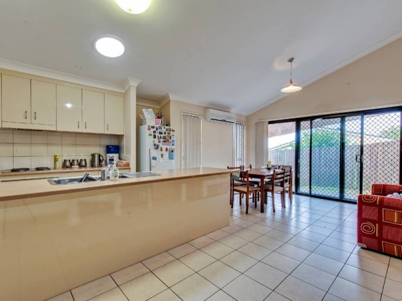 88 Opossum Circuit, Springfield Lakes QLD 4300