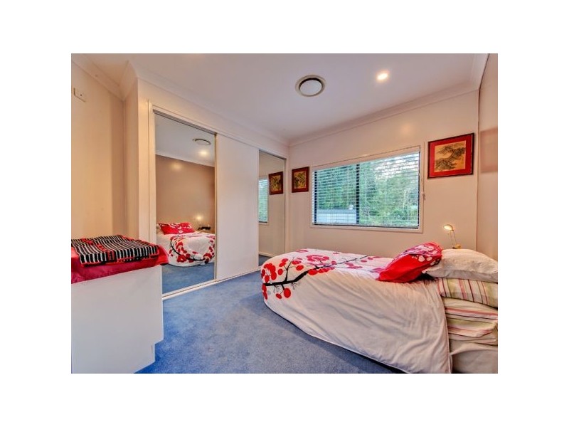 31 Woodlands Avenue, Camira QLD 4300