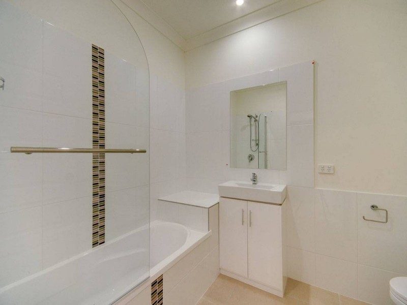 1-10/19 Wallace Street, Caboolture QLD 4510