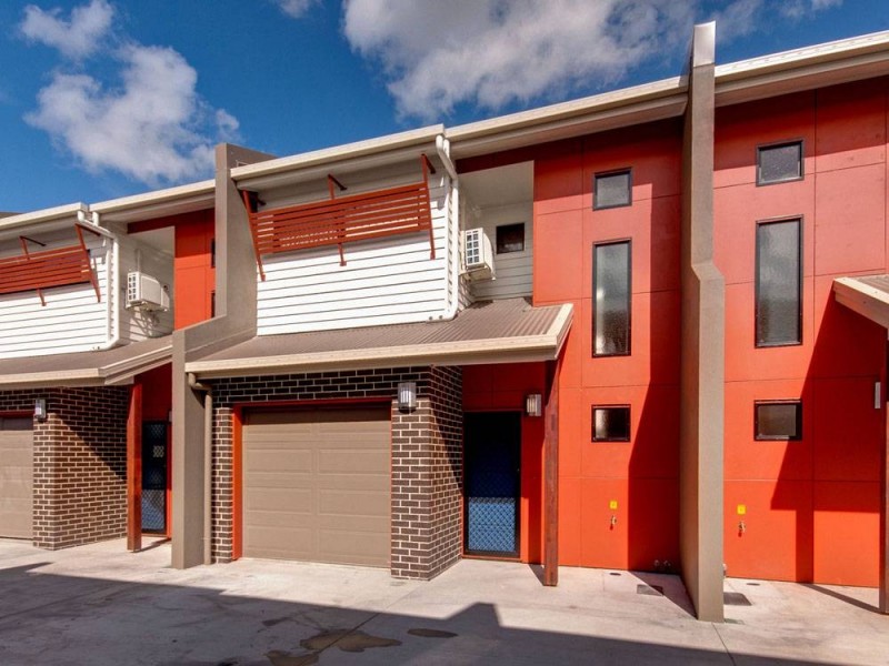 1-10/19 Wallace Street, Caboolture QLD 4510