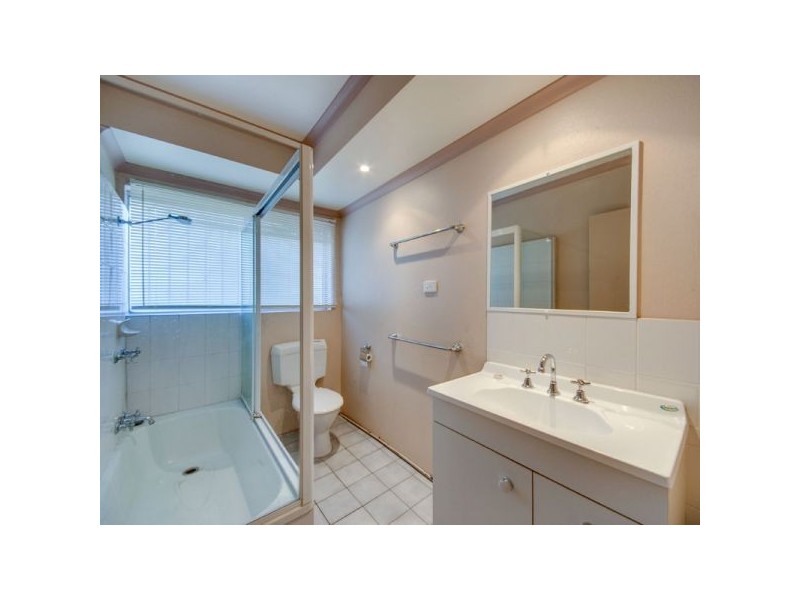 2/4 Lutana Street, Stafford QLD 4053