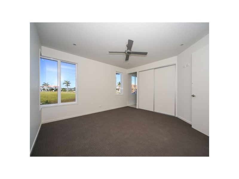 7669 Fairway Island Estate, Hope Island QLD 4212