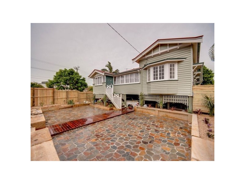 2 Gail Street, Kedron QLD 4031