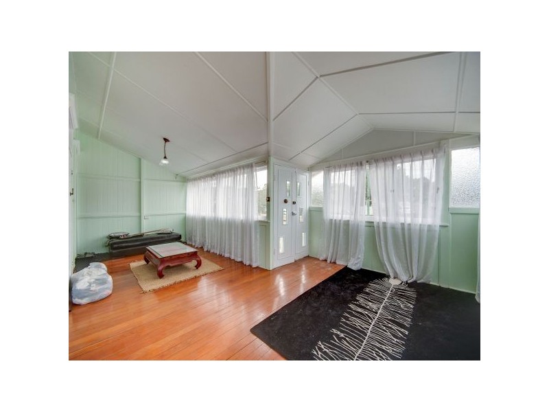 2 Gail Street, Kedron QLD 4031