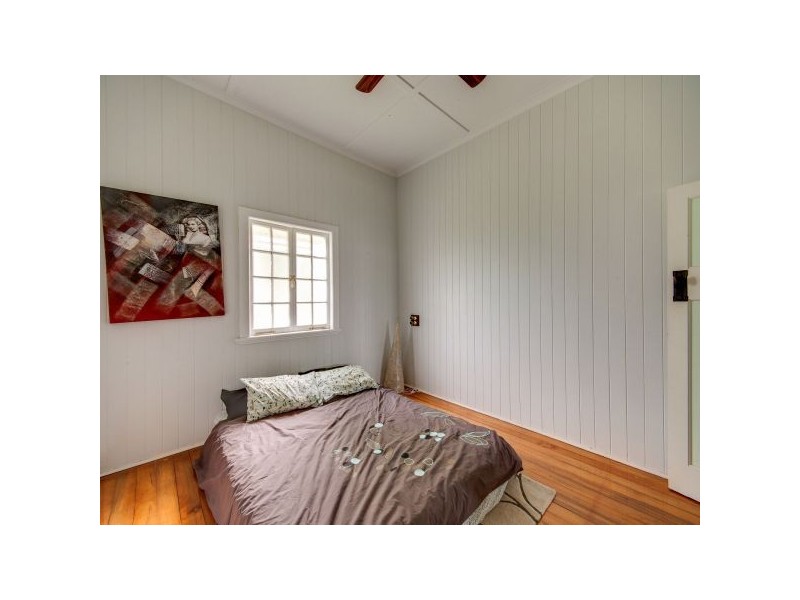 2 Gail Street, Kedron QLD 4031