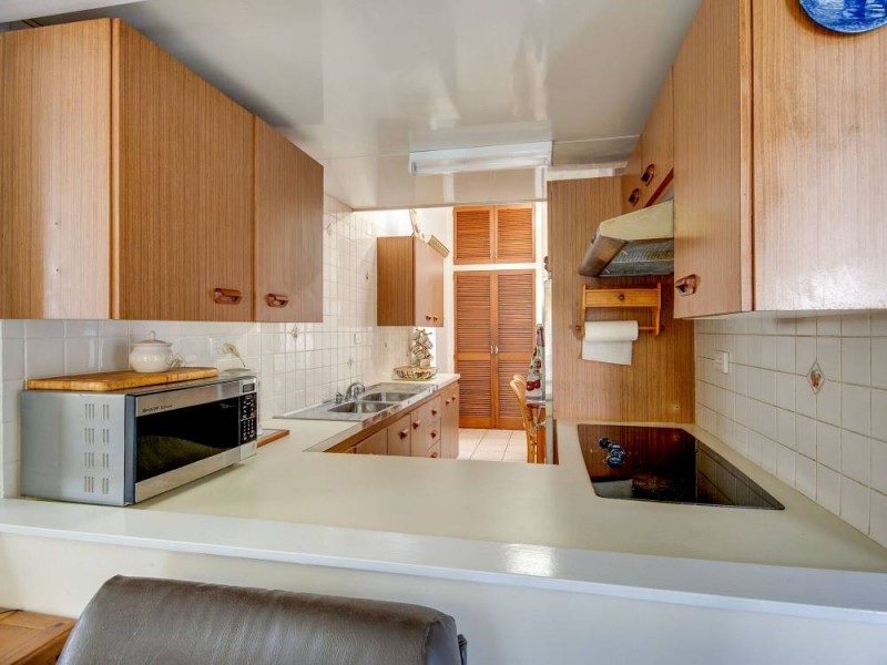 16 Crawford Avenue, Stafford QLD 4053