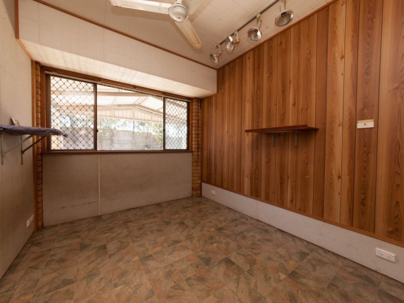 2 Nidalla Street, Macgregor QLD 4109