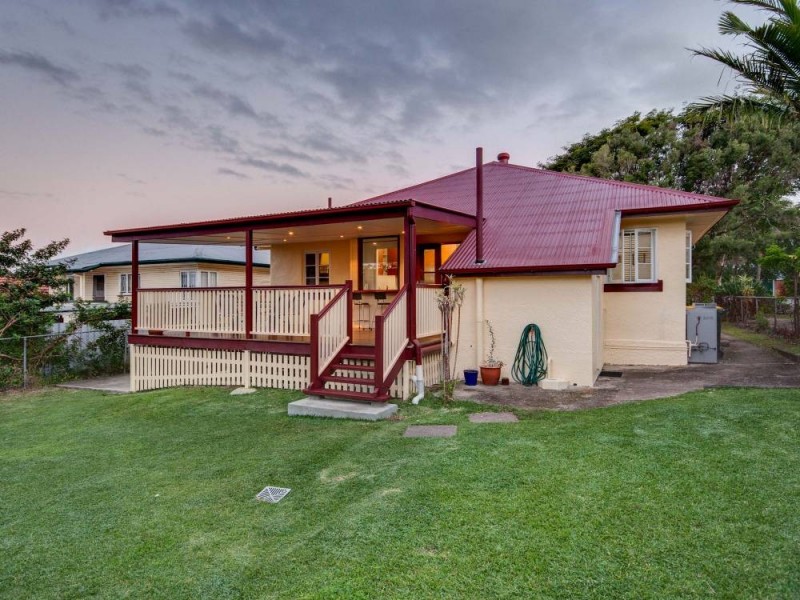 105 Main Avenue, Wavell Heights QLD 4012