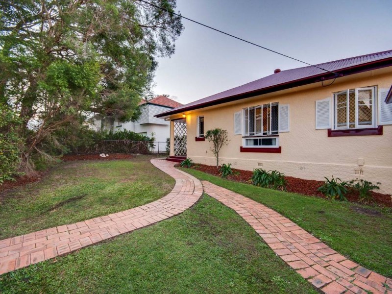 105 Main Avenue, Wavell Heights QLD 4012