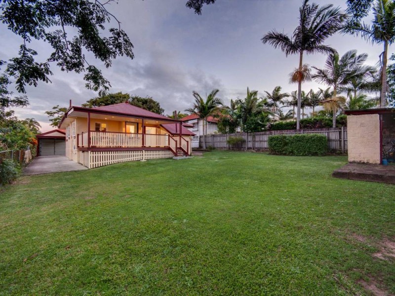 105 Main Avenue, Wavell Heights QLD 4012