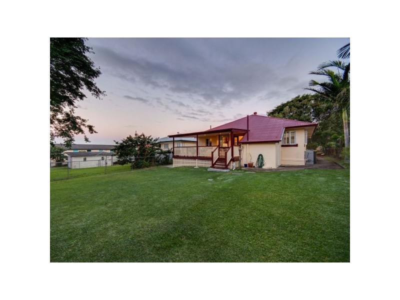 105 Main Avenue, Wavell Heights QLD 4012