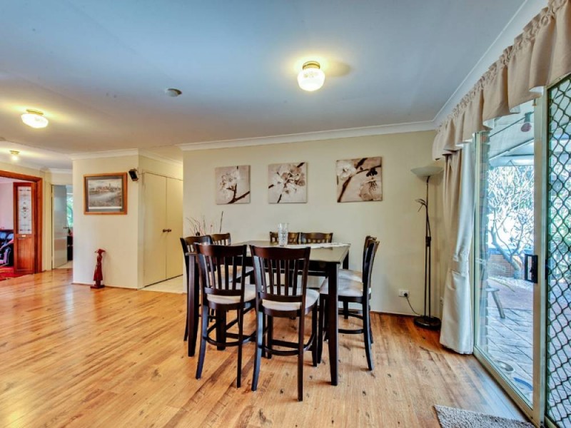 2 Bribie Place, Forest Lake QLD 4078