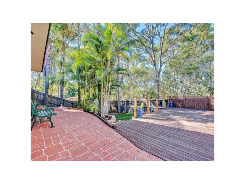 2 Bribie Place, Forest Lake QLD 4078