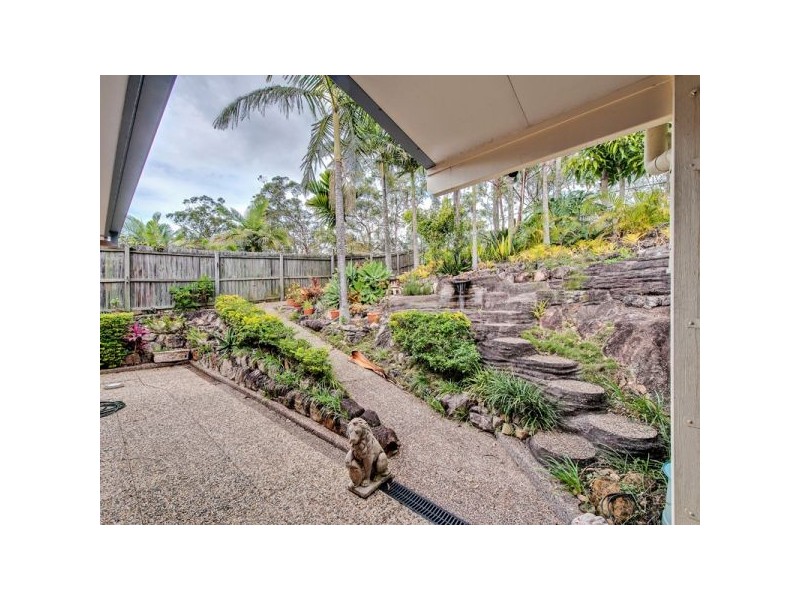 52 Chesterfield Crescent, Kuraby QLD 4112