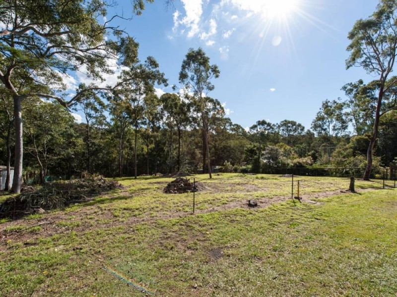 180 Jones Road, Bellbird Park QLD 4300