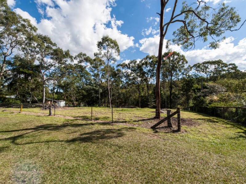 180 Jones Road, Bellbird Park QLD 4300