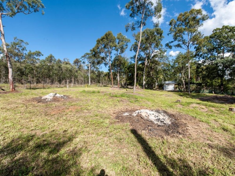 180 Jones Road, Bellbird Park QLD 4300