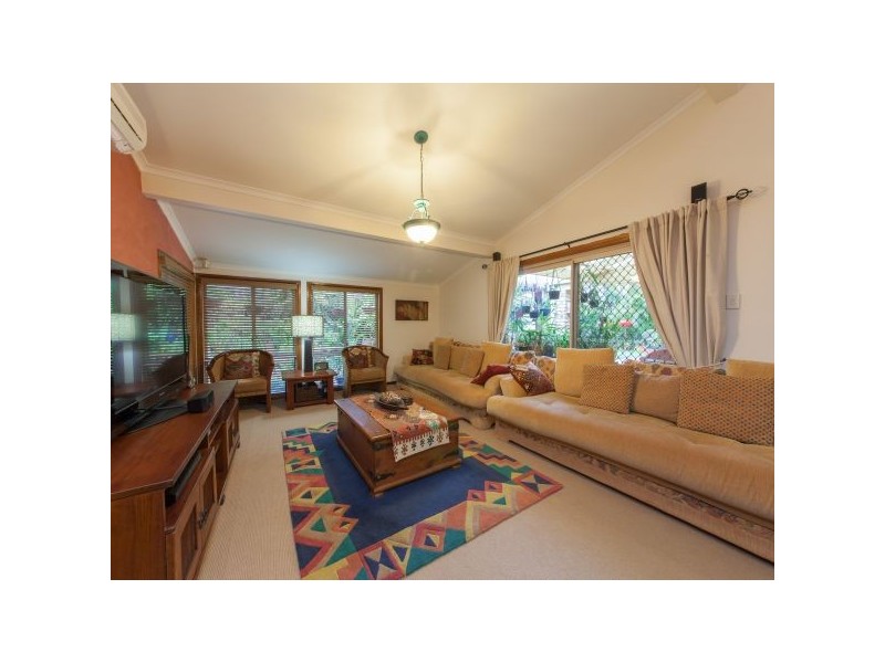 17 Merion Place, Carindale QLD 4152