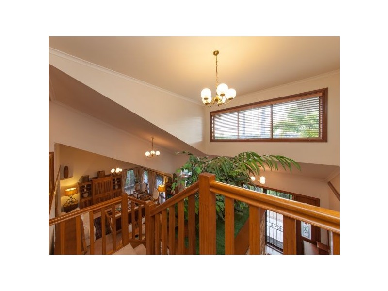 17 Merion Place, Carindale QLD 4152