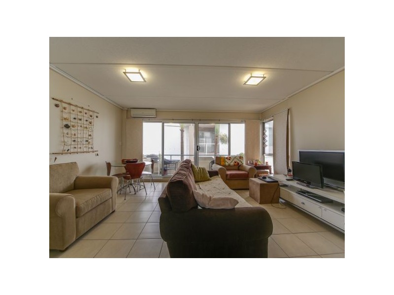 11/128 Marine Parade, Southport QLD 4215