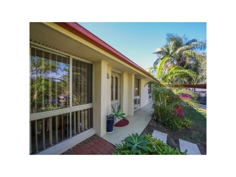 9 Glass Street, Ashmore QLD 4214