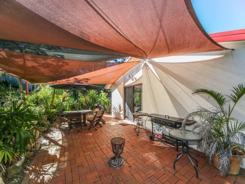 9 Glass Street, Ashmore QLD 4214