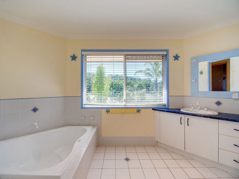 22 Rattray Place, Ferny Grove QLD 4055