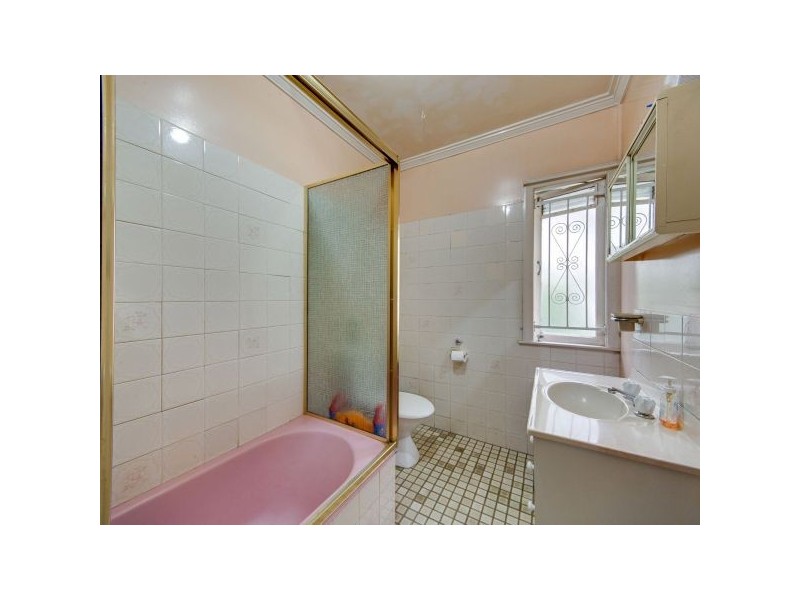 381 Webster Road, Stafford Heights QLD 4053