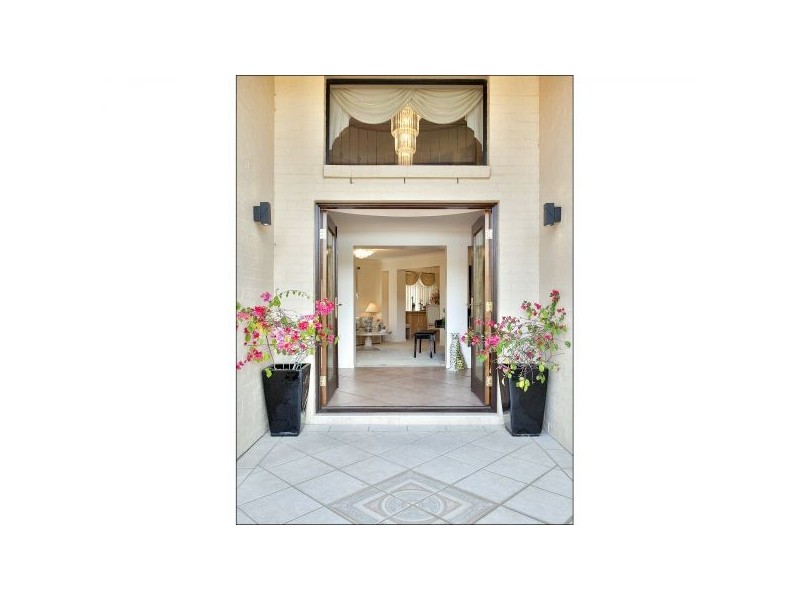 1 Handel Court, Eatons Hill QLD 4037