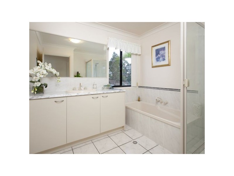 1 Handel Court, Eatons Hill QLD 4037