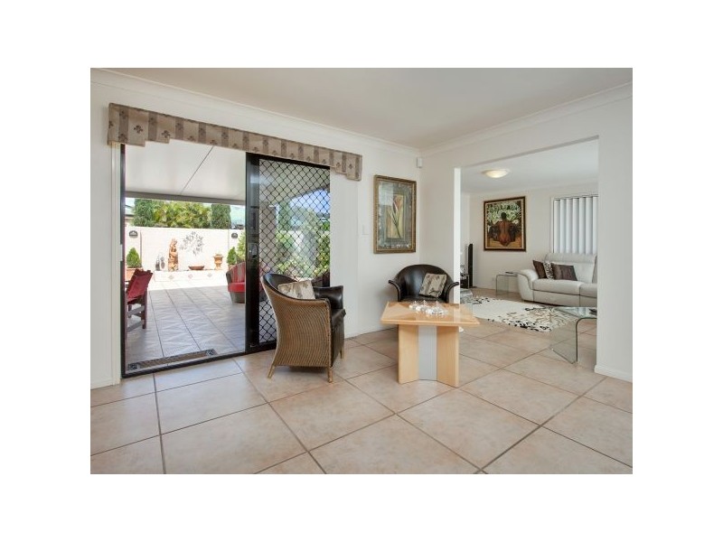 1 Handel Court, Eatons Hill QLD 4037