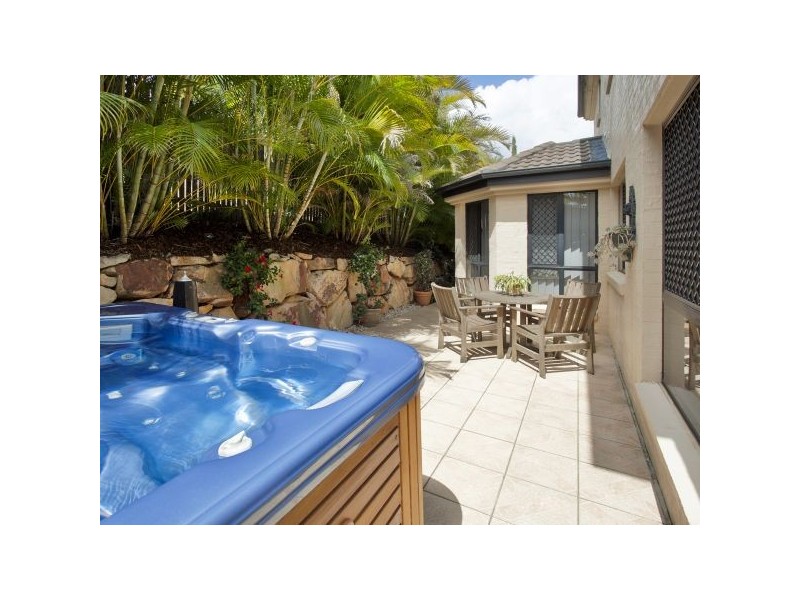 1 Handel Court, Eatons Hill QLD 4037