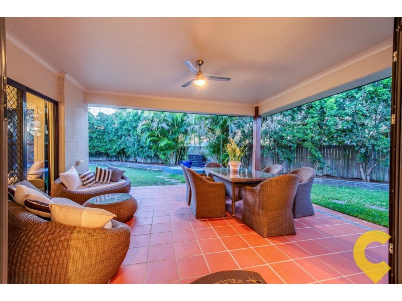 15 Ravensbourne Close, Parkinson QLD 4115