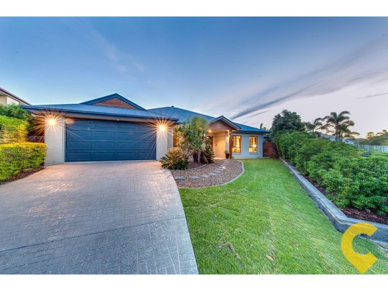 15 Ravensbourne Close, Parkinson QLD 4115