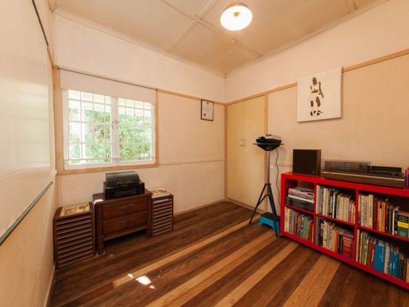 16 Doyle Street, Coorparoo QLD 4151