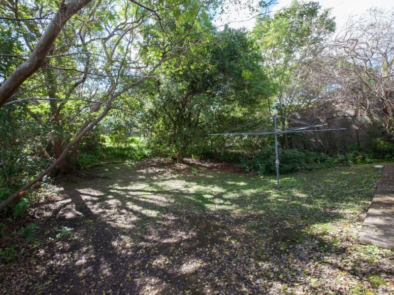 16 Doyle Street, Coorparoo QLD 4151