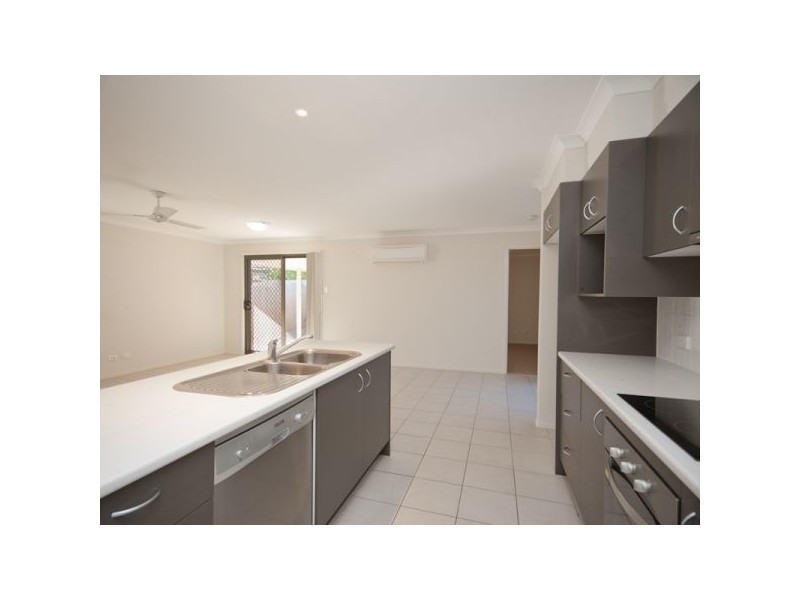 10/19-21 Nicole Street, Morayfield QLD 4506