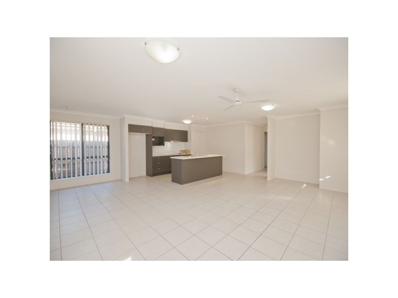 10/19-21 Nicole Street, Morayfield QLD 4506