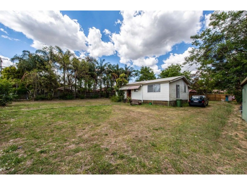 52 Briggs Road, Raceview QLD 4305